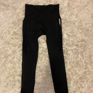 Black gymshark leggings